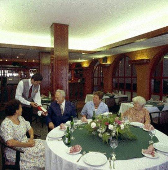 Hotel Nagyerdo Дебрецен Экстерьер фото
