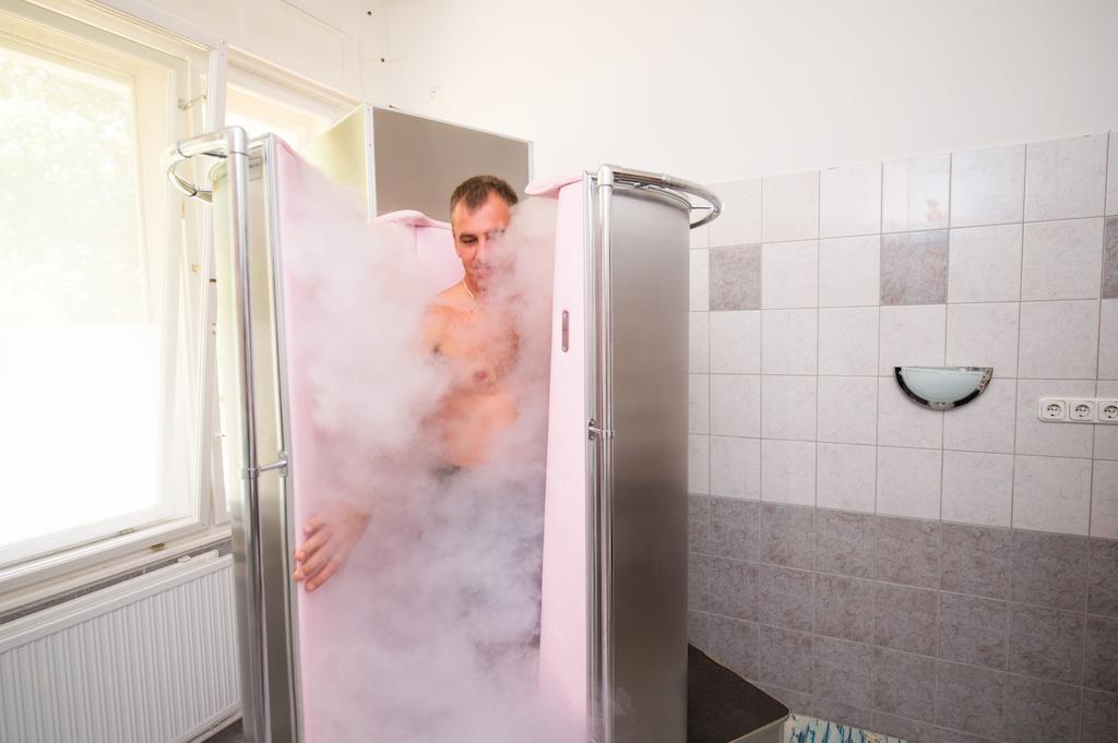 Hotel Nagyerdo Дебрецен Экстерьер фото